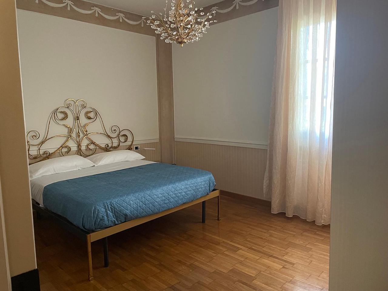 Villa Mario - Casa Vacanze Лавена-Понте-Треза Экстерьер фото